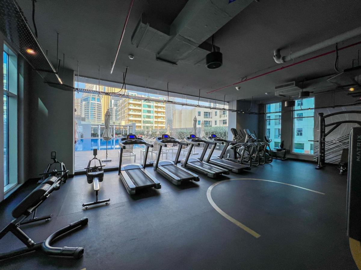 Fam Living - Marina Marvel - Studio Apartment With Breathtaking Views In Studio One Tower Dubai Exterior photo